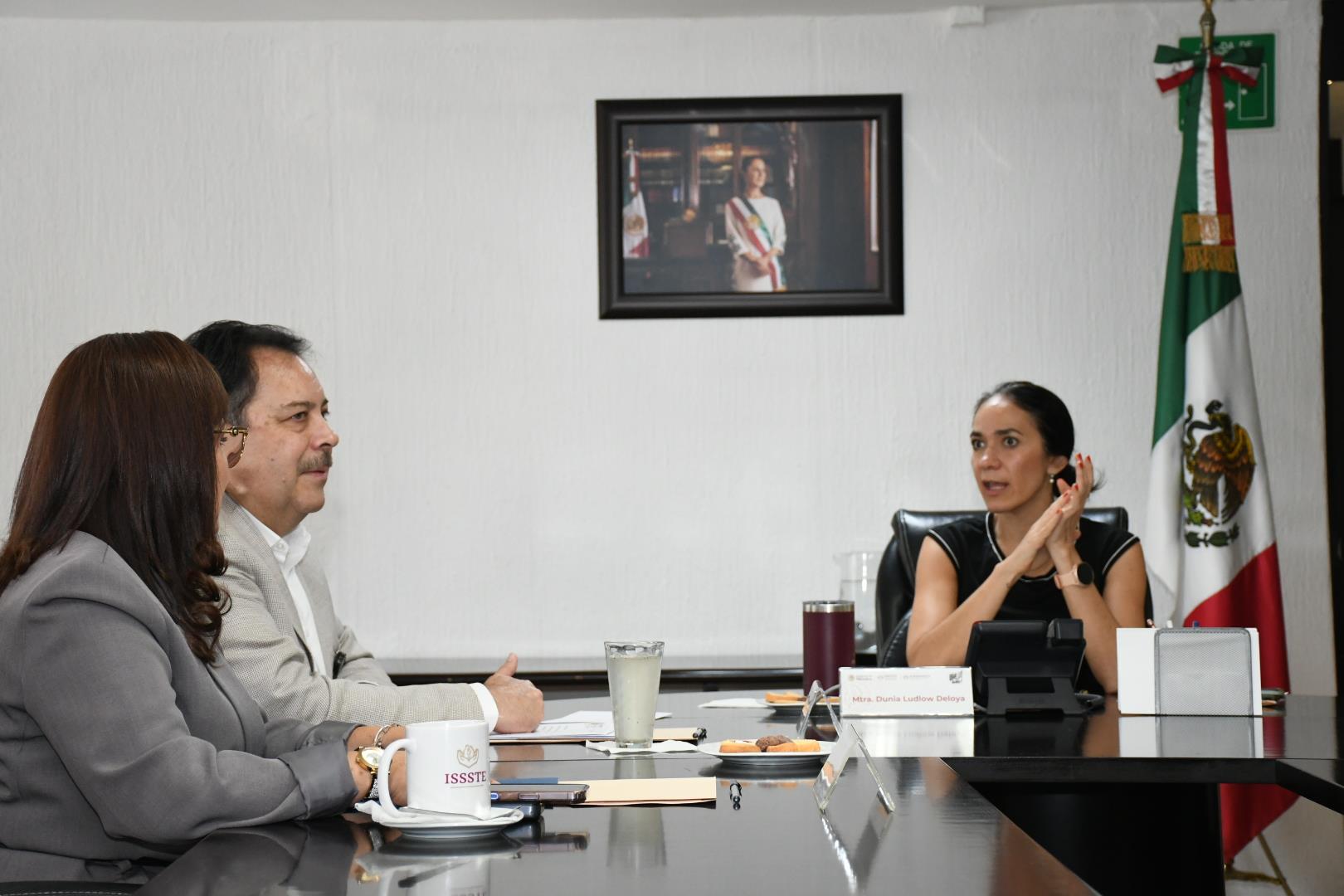 Reunión de trabajo con la Mtra. Dunia Ludlow Deloya, Directora de SUPERISSSTE